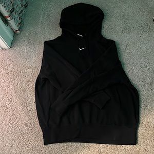unisex oversized black nike sweatshirt